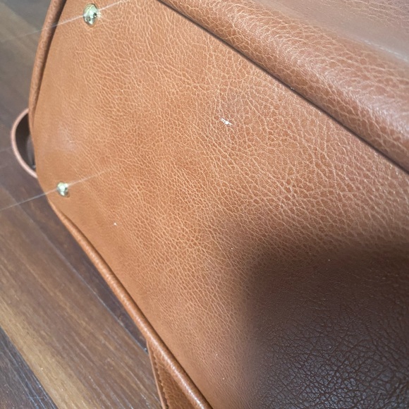 Cognac Faux Leather Weekender bag - Picture 11 of 12